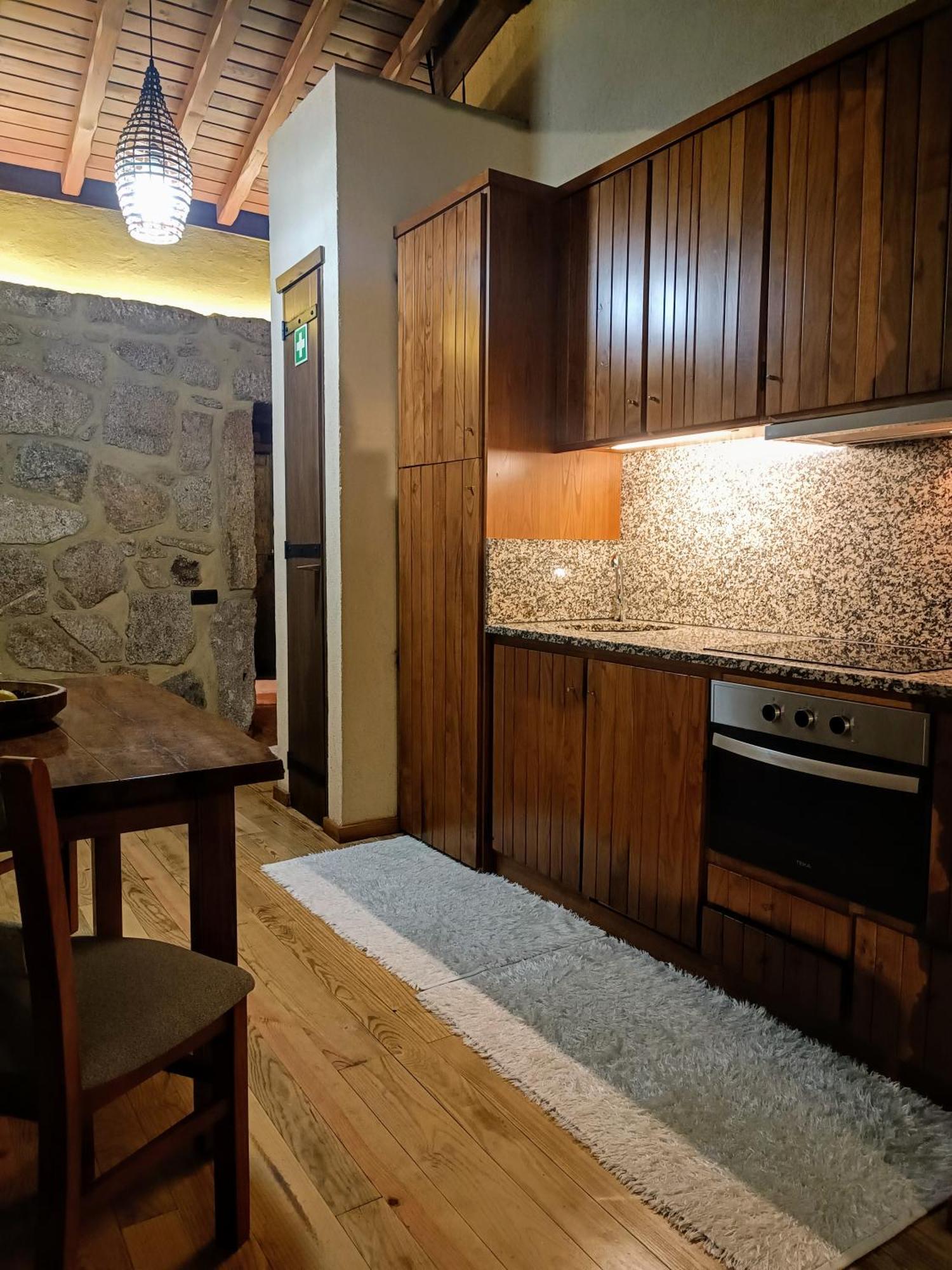ホテル Casa Favo De Mel - Jacuzzi Privado & Lareira - Piscina アルコス・デ・ヴァルデヴェス エクステリア 写真