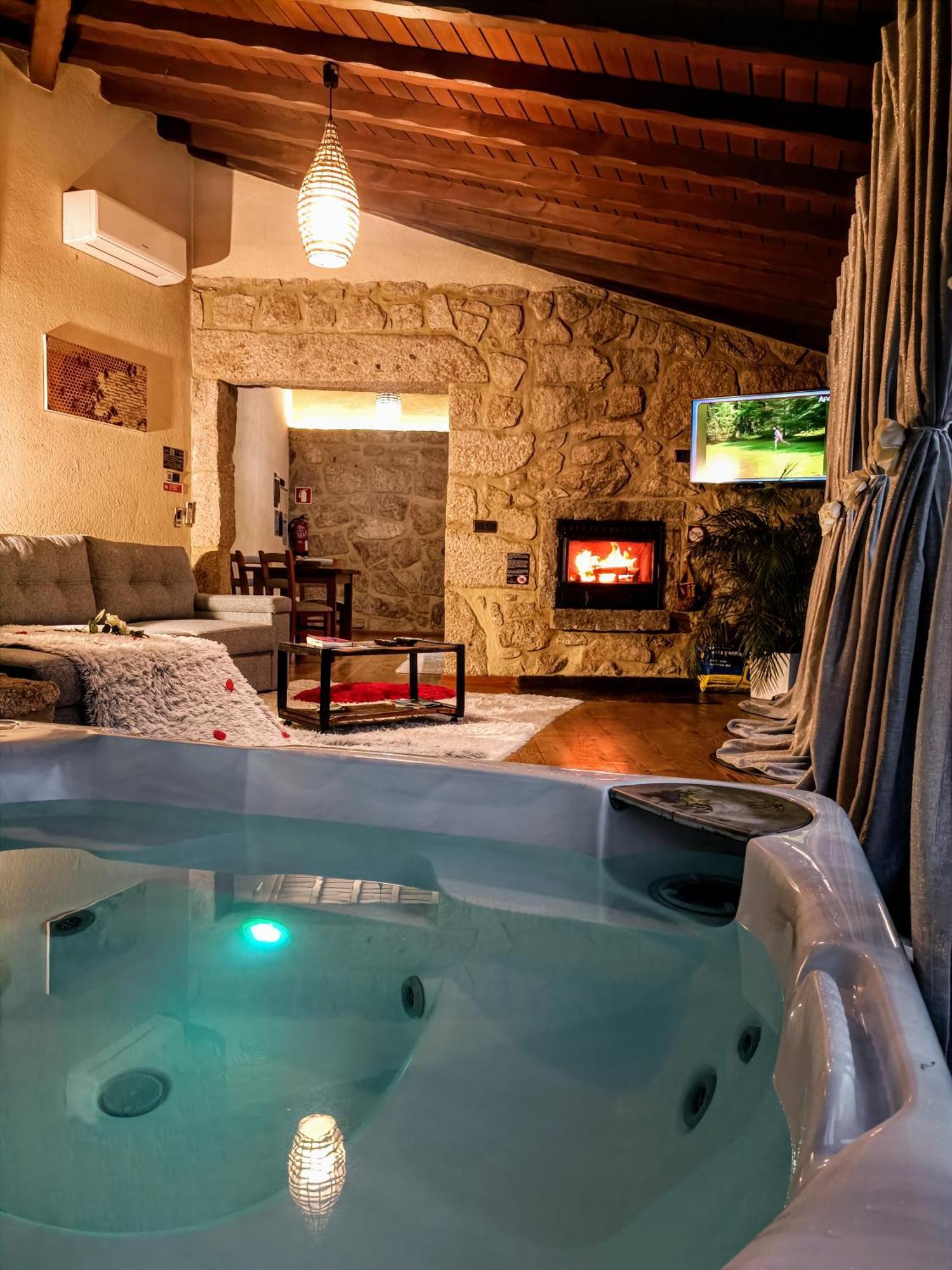 ホテル Casa Favo De Mel - Jacuzzi Privado & Lareira - Piscina アルコス・デ・ヴァルデヴェス エクステリア 写真