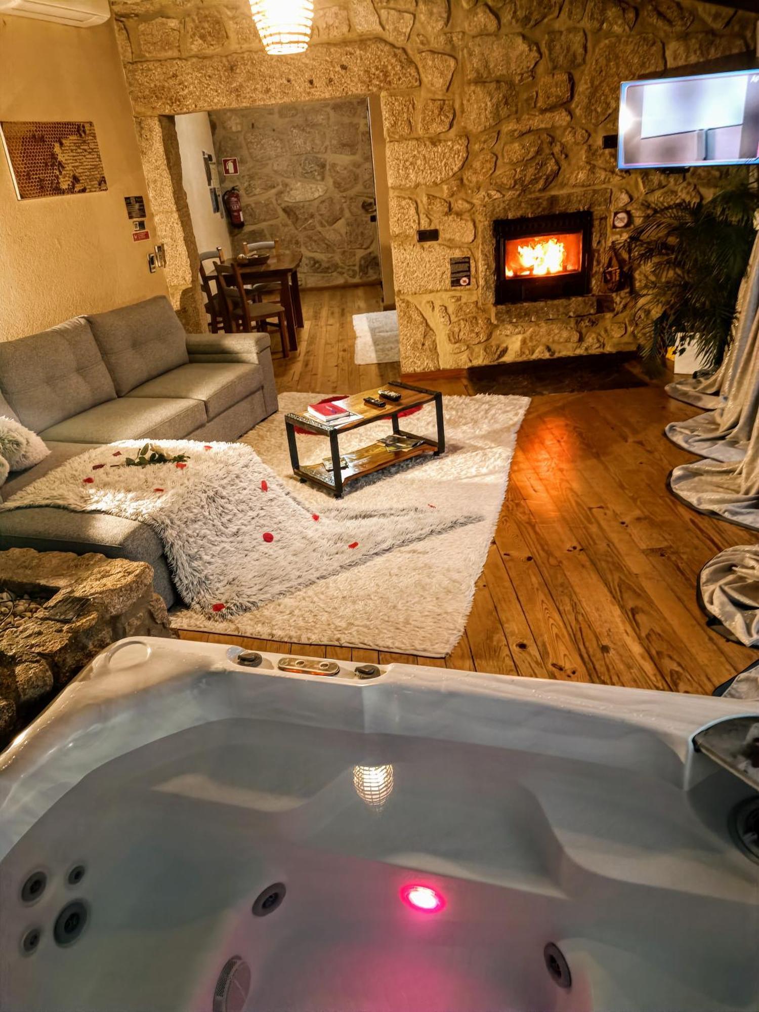 ホテル Casa Favo De Mel - Jacuzzi Privado & Lareira - Piscina アルコス・デ・ヴァルデヴェス エクステリア 写真