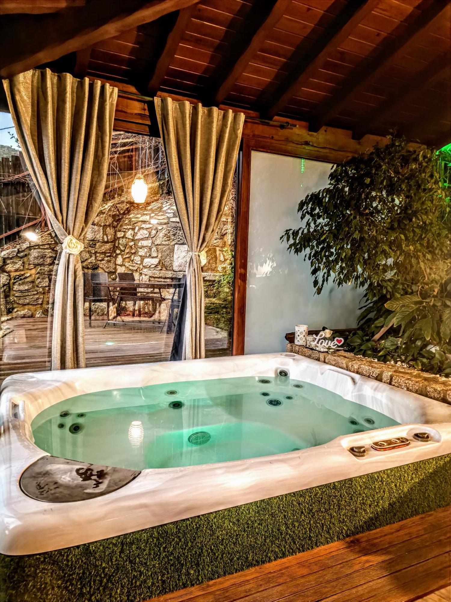 ホテル Casa Favo De Mel - Jacuzzi Privado & Lareira - Piscina アルコス・デ・ヴァルデヴェス エクステリア 写真