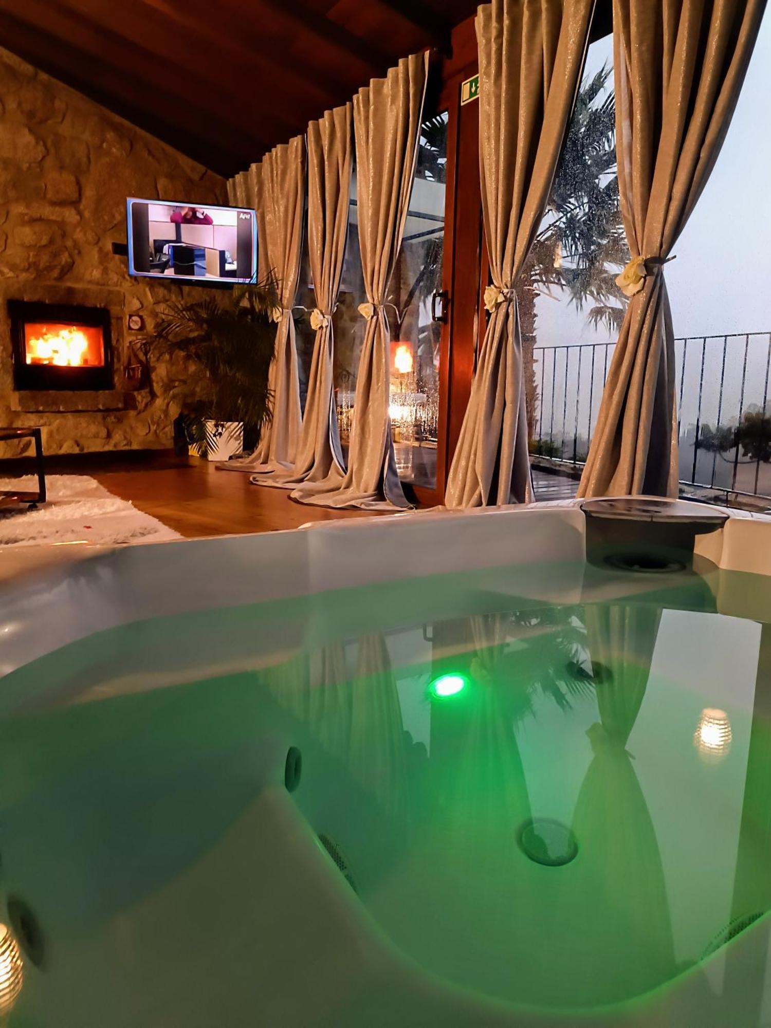 ホテル Casa Favo De Mel - Jacuzzi Privado & Lareira - Piscina アルコス・デ・ヴァルデヴェス エクステリア 写真