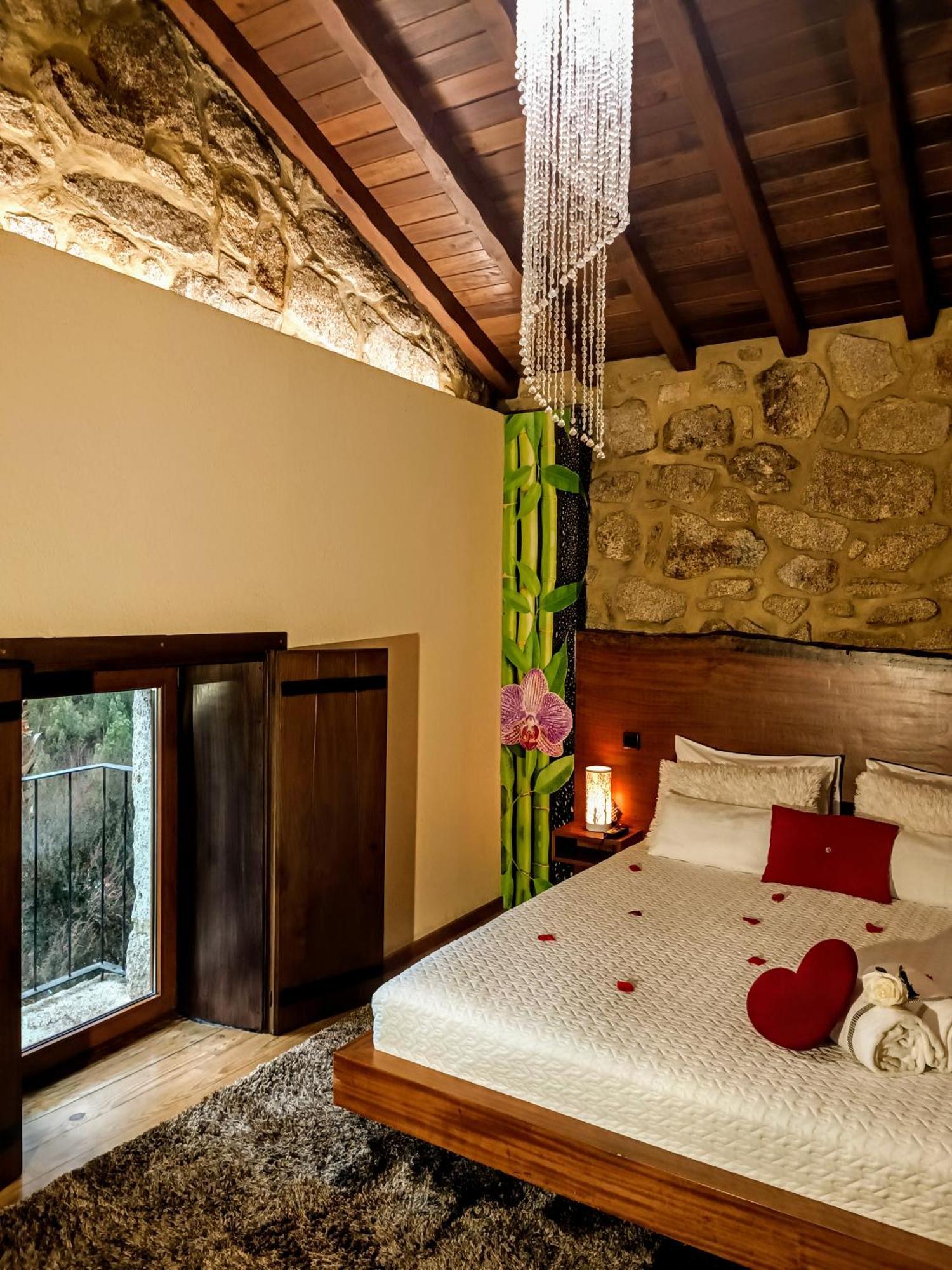 ホテル Casa Favo De Mel - Jacuzzi Privado & Lareira - Piscina アルコス・デ・ヴァルデヴェス エクステリア 写真