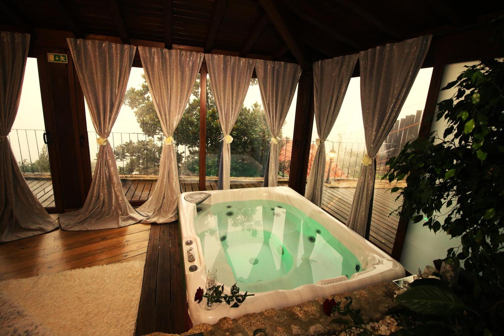 ホテル Casa Favo De Mel - Jacuzzi Privado & Lareira - Piscina アルコス・デ・ヴァルデヴェス エクステリア 写真