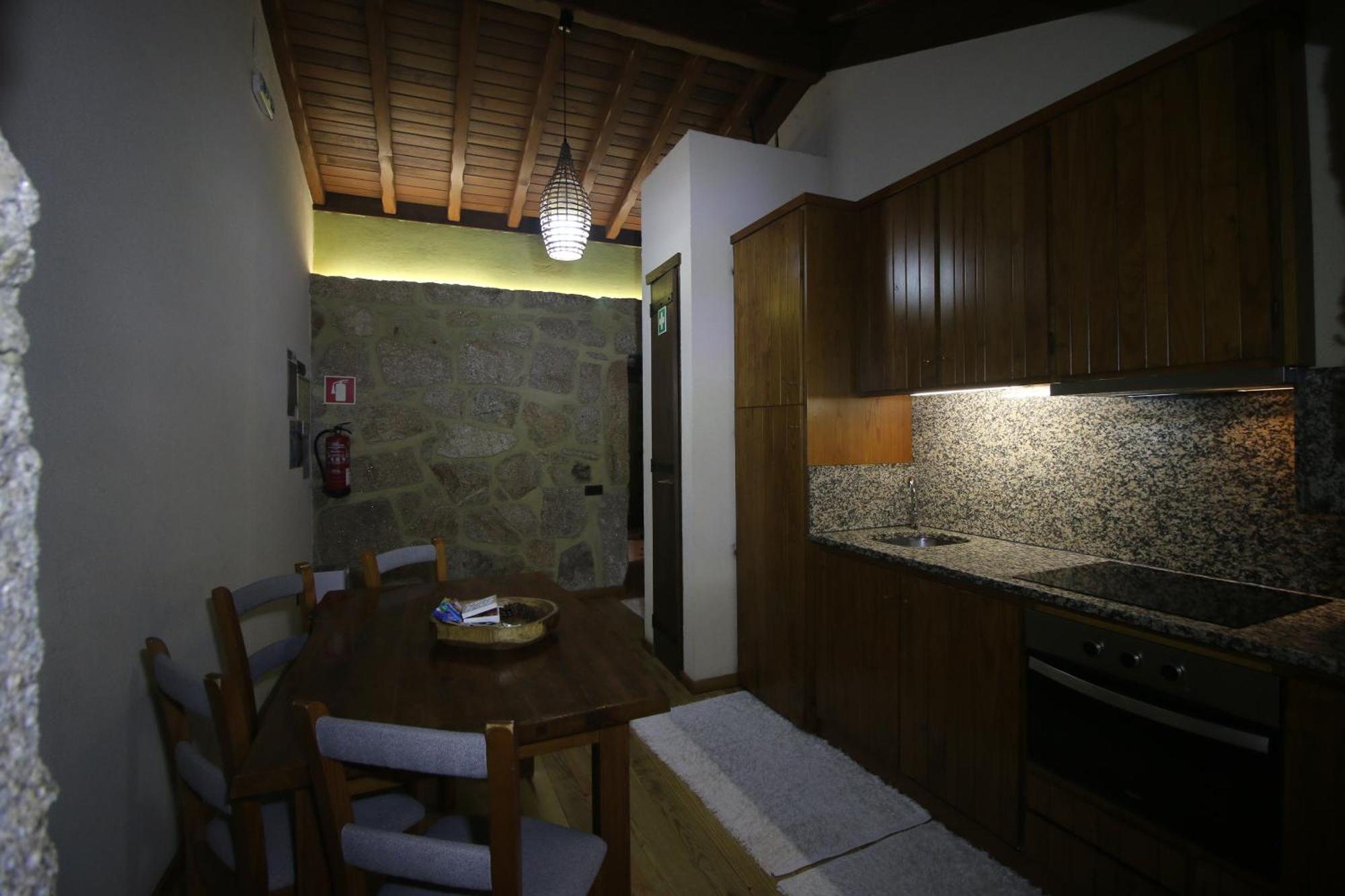 ホテル Casa Favo De Mel - Jacuzzi Privado & Lareira - Piscina アルコス・デ・ヴァルデヴェス エクステリア 写真